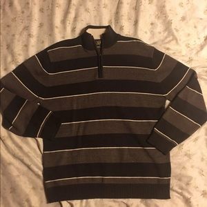 XTreme gear large mens pull-over sweater